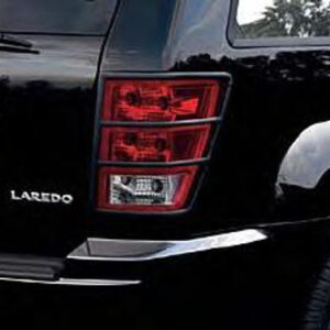 Mopar Taillamp Guards for 2005-2010 Grand Cherokee WK